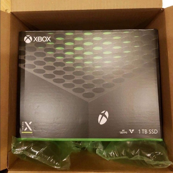 XBOX SERIES X - Picture 1 of 1